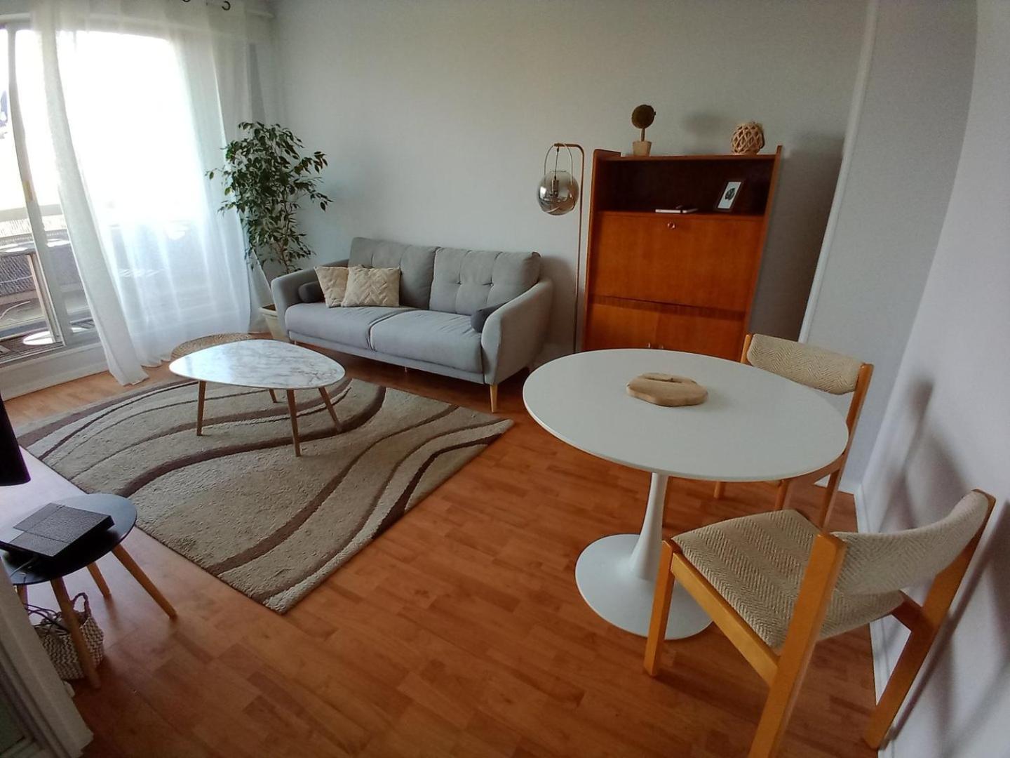 Appartement Avec Parking Et Balcon Vue Cathedrale Σαρτρ Εξωτερικό φωτογραφία